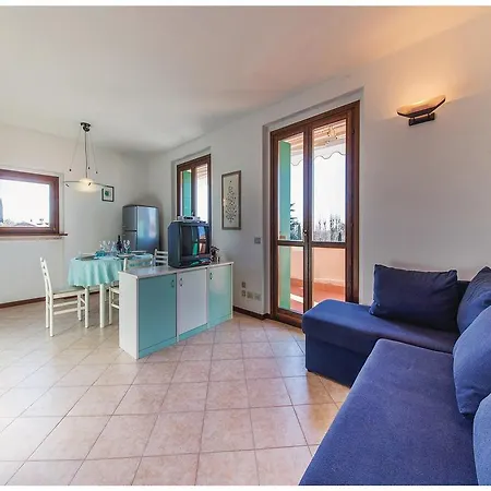 Vr With Sea View Ii Apartment *